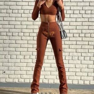 TORDROBES Brown UZip Butterfly Embroidered Ribbed Knit Cargo Flare Pants Sz M